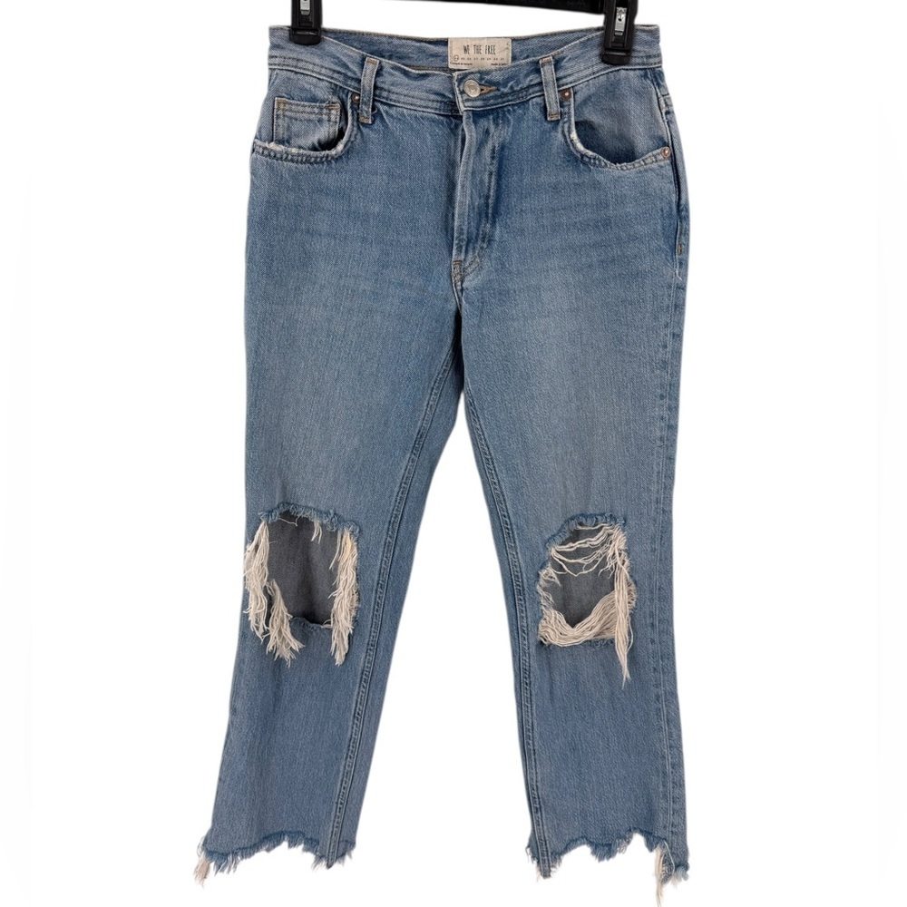 WE THE FREE Light Wash Distressed High Waist Straight Leg Denim jeans Women 24